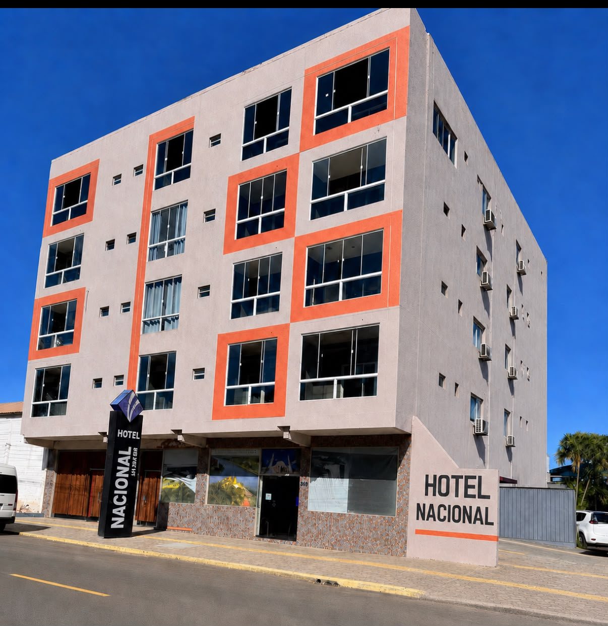 Fachada do Hotel Nacional Palace em Foz do Iguaçu